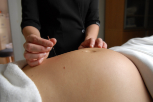 Version bébé en siège acupuncture